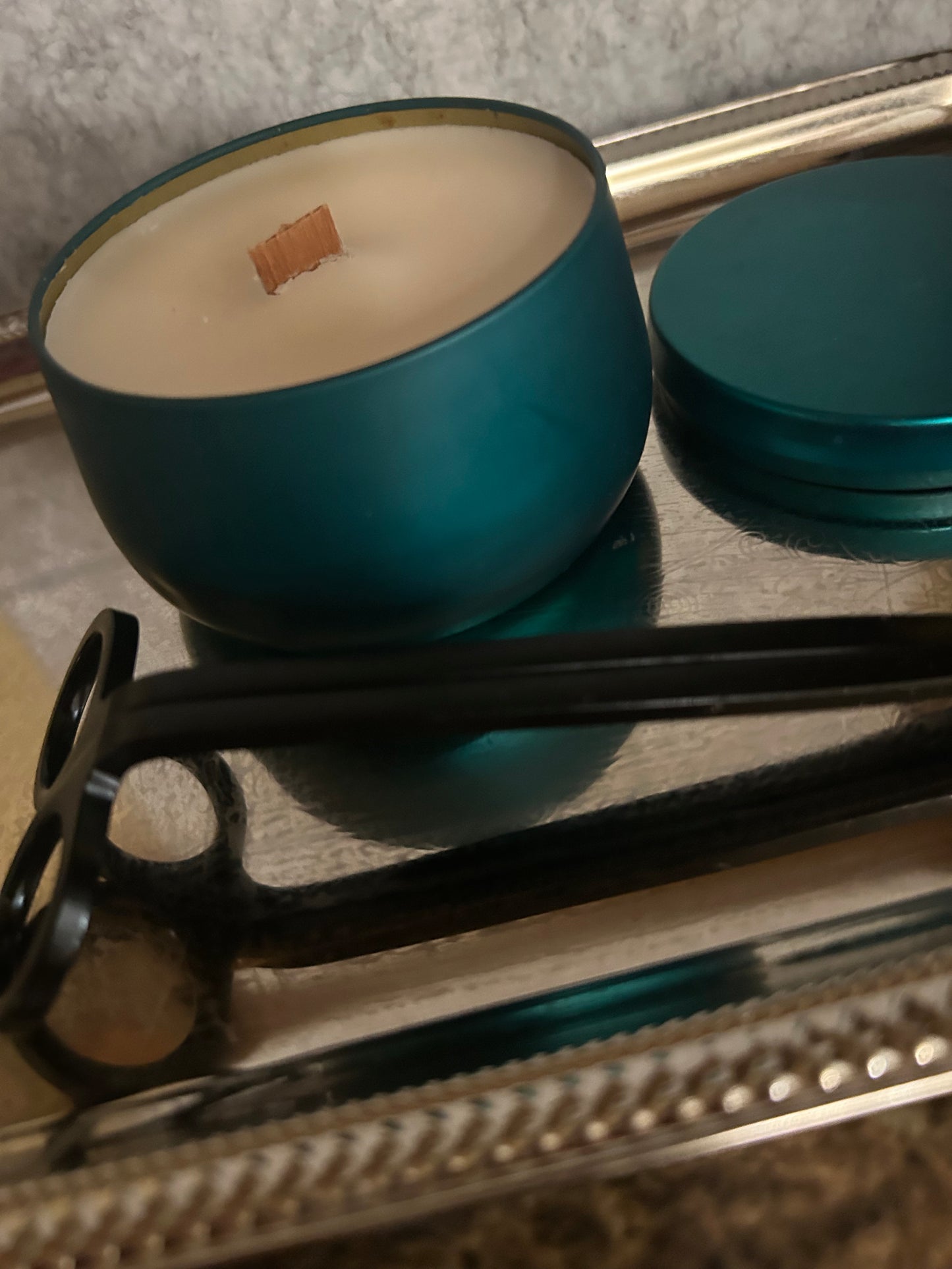 CBD INFUSED CANDLES