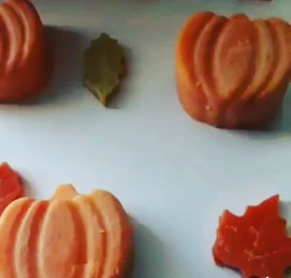 Pumpkin Shaped Wax Melts